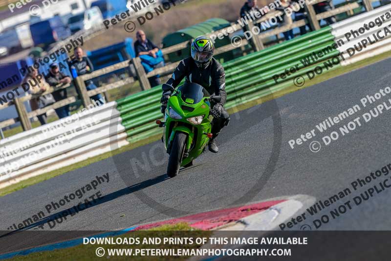 PJM Wedding Photography;enduro digital images;event digital images;eventdigitalimages;mallory park;mallory park photographs;mallory park trackday;mallory park trackday photographs;no limits trackdays;peter wileman photography;racing digital images;trackday digital images;trackday photos